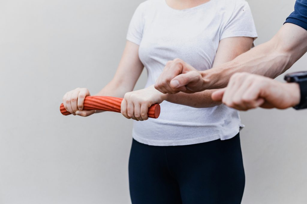 einarmiges Handtuchauswringen